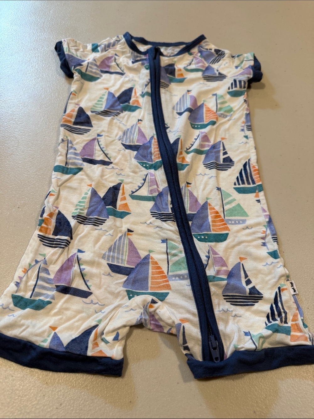 Little Sleepies Shorty Sailboat Print ⛵️☀️🕶️